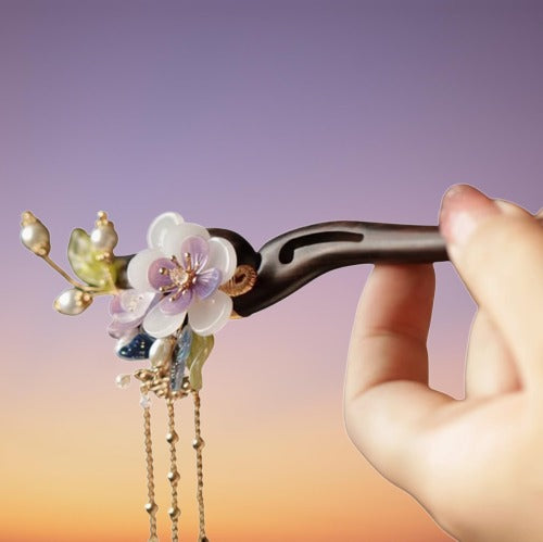 Imperial Bloom: Floral Dreamcatcher Hairpin with intricate Chinese motifs and flowing tassels