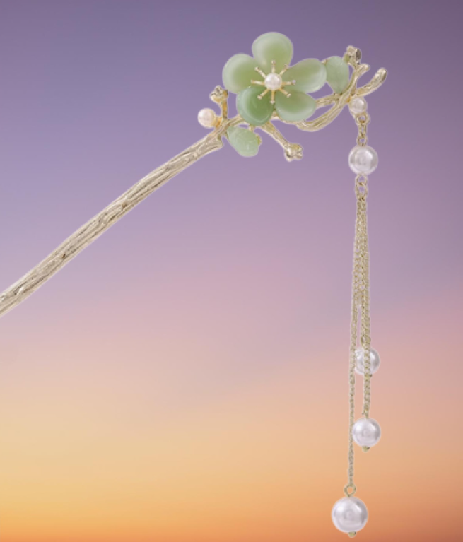 Moonlit Emerald Bloom: A Timeless Blossom Hairpin/ hair stick